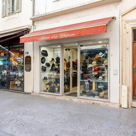 Vagliano Standing Presta דירה *